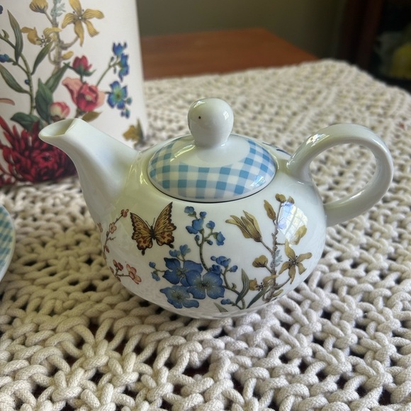 Fringe Studio Floral Fine Porcelain Tea For One new in original box - Picture 9 of 12